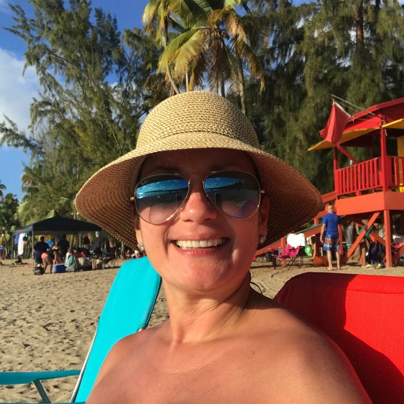 Meet your new Posher, Sandy! - Picture 1 of 1